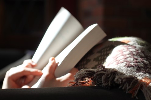 blanket-and-book-unsplash